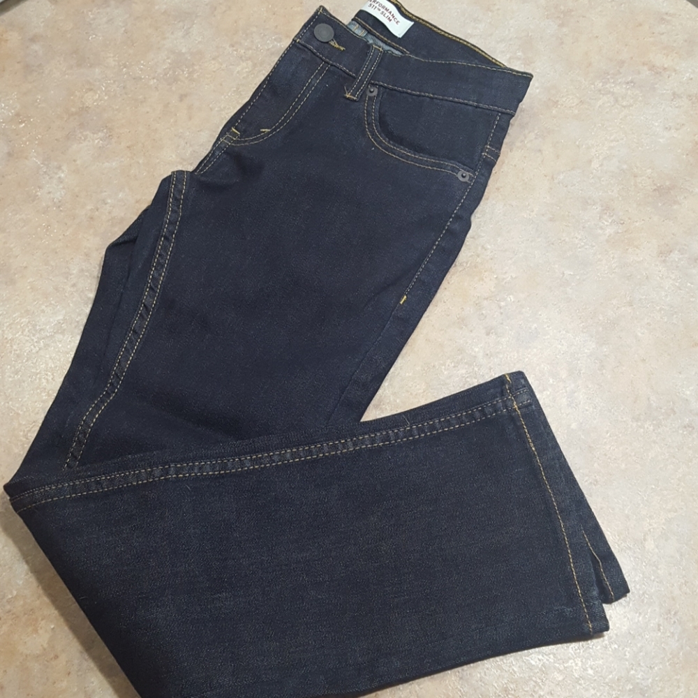 Boys size 10 Reg, slim performance